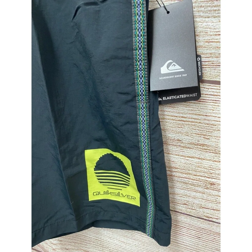 Quiksilver approximate measurements